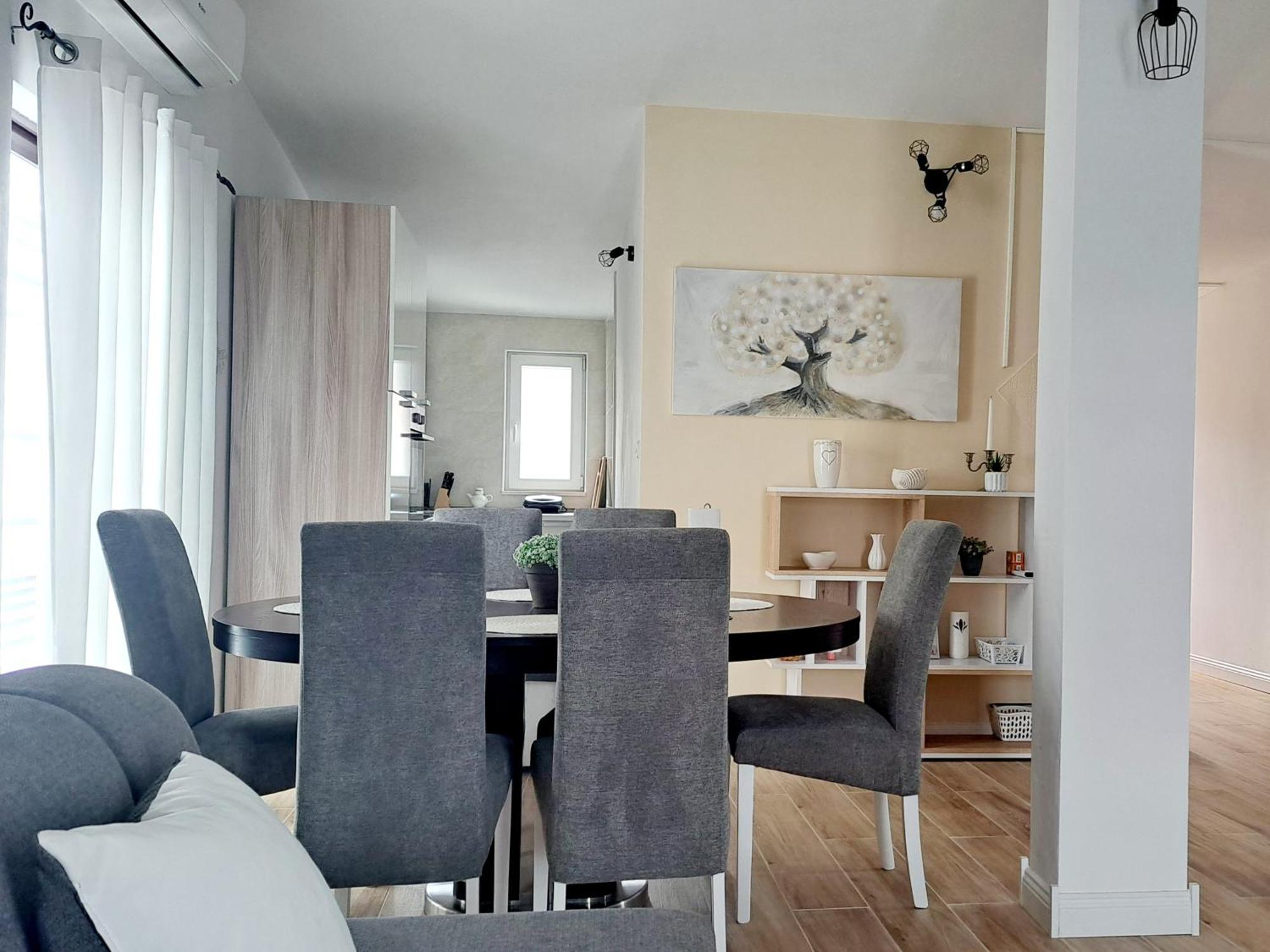 Maria Apartments Каштела Экстерьер фото